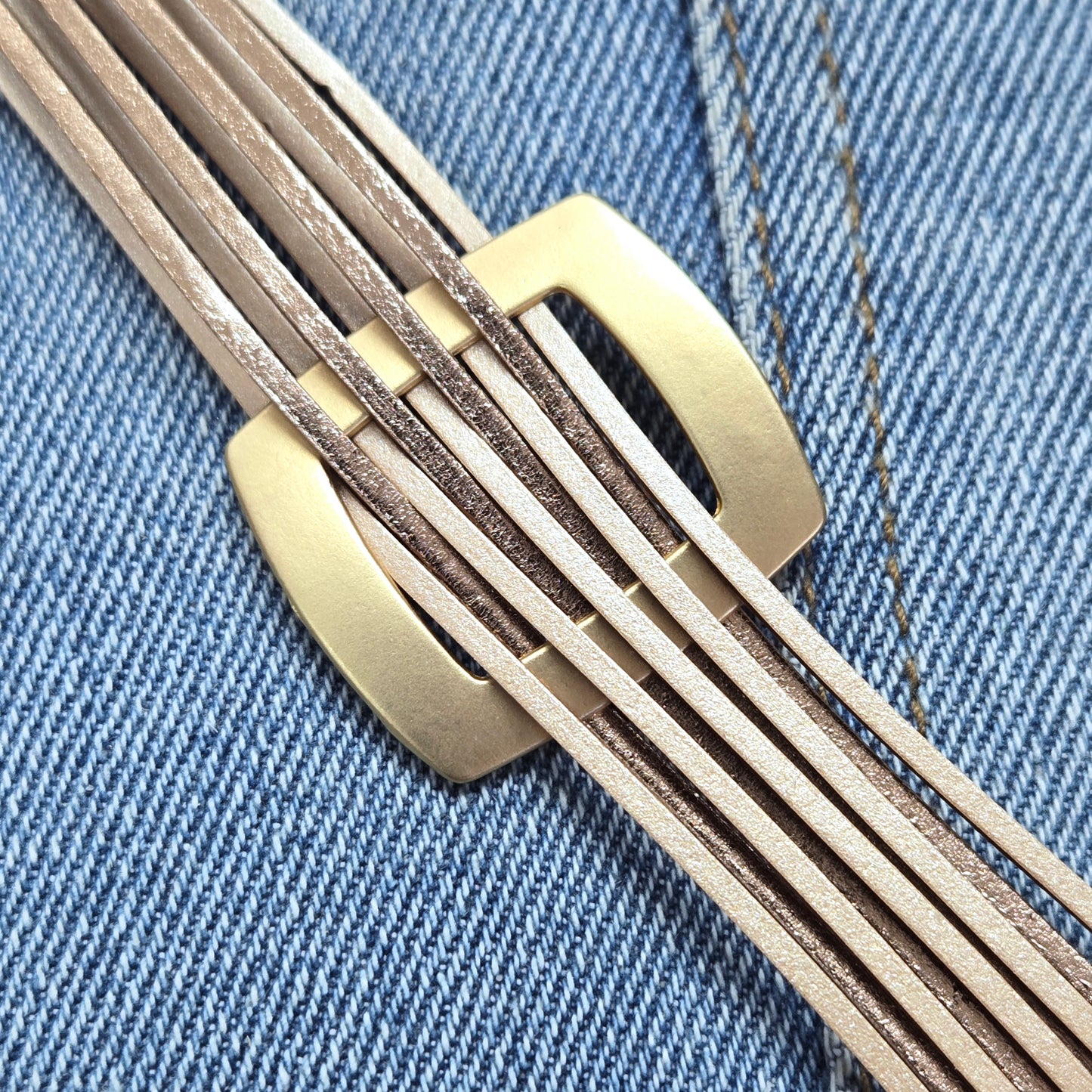 B0211 11 5640 Faux Leather Bracelet