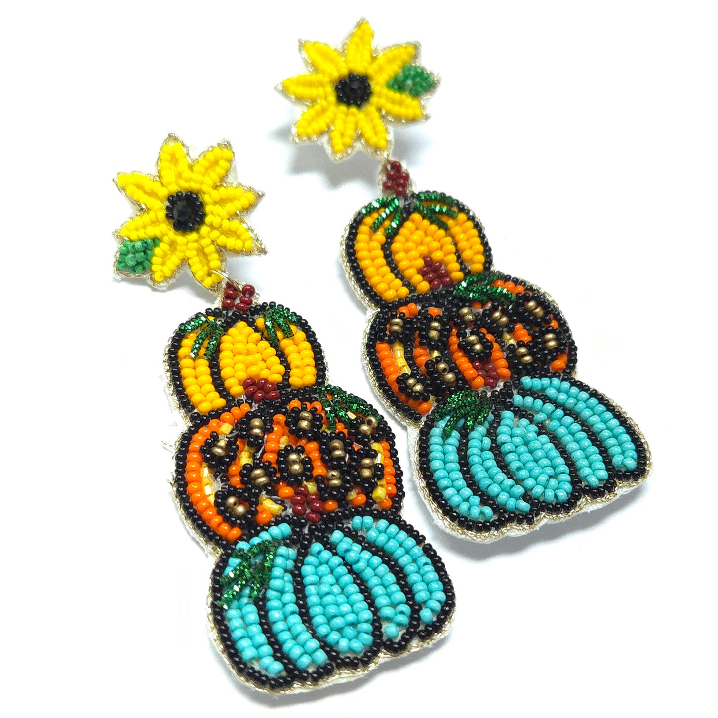 E1558 136650 Holiday Theme Earrings