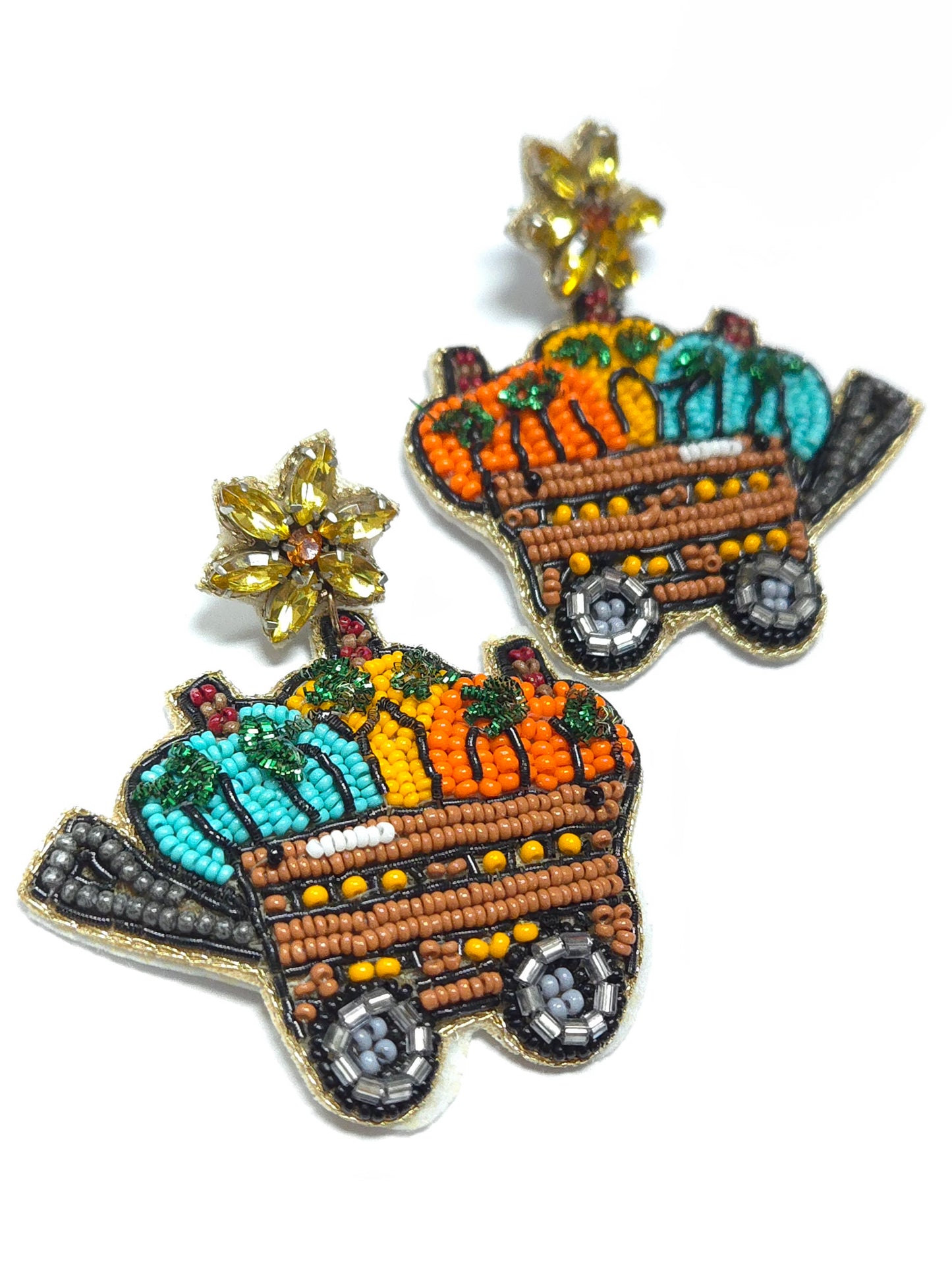 E1561 136659 Holiday Theme Earrings