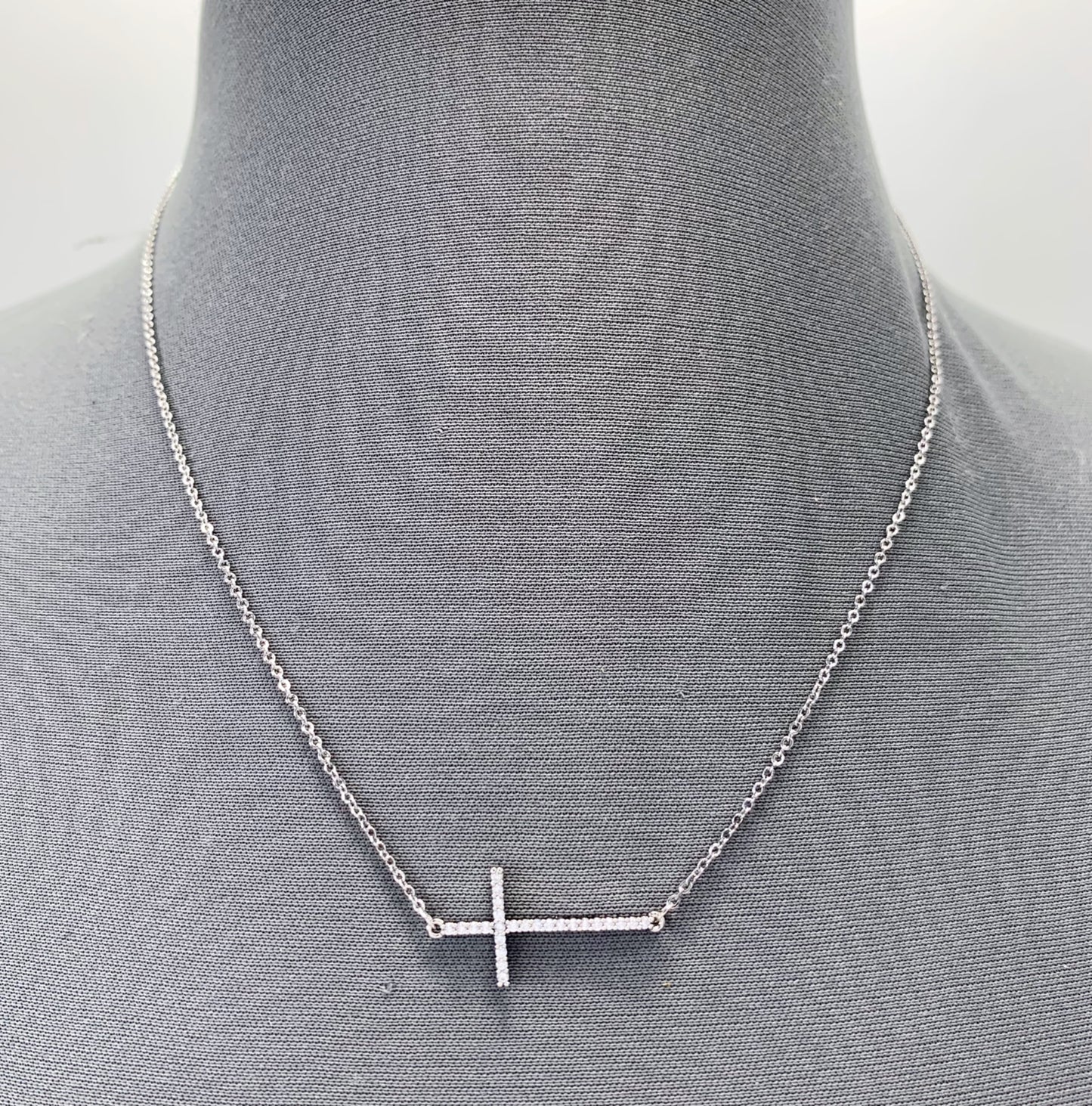 N0045 17777 Pendant Dainty Necklaces