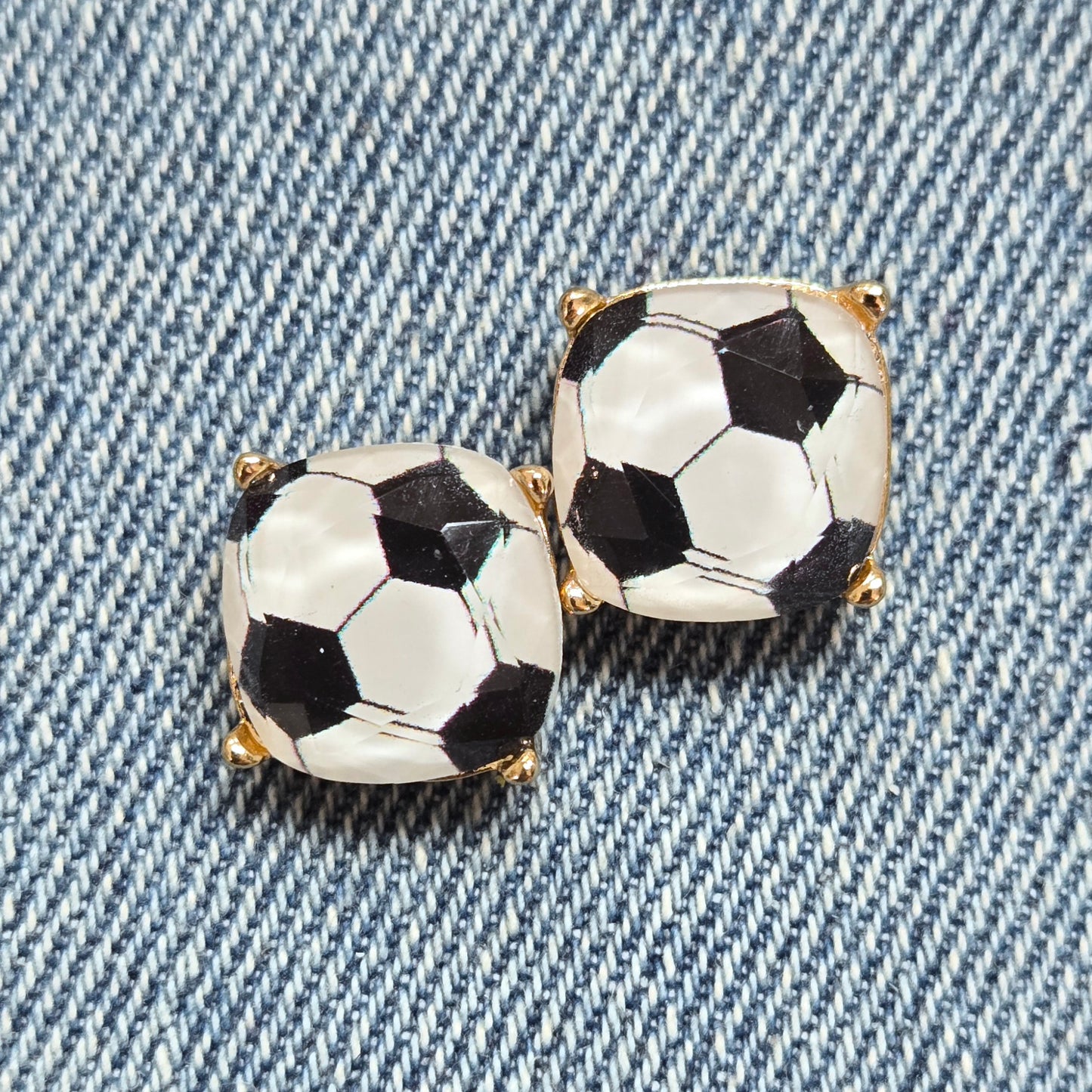 E1300 VER5423 Sports Ball Design Stud Earrings
