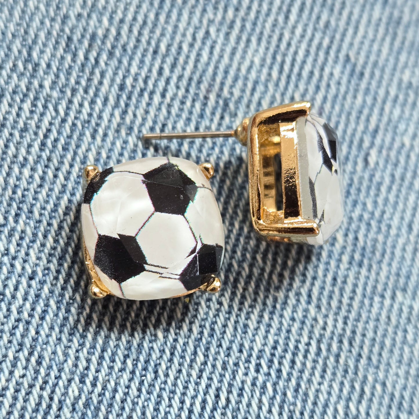 E1300 VER5423 Sports Ball Design Stud Earrings