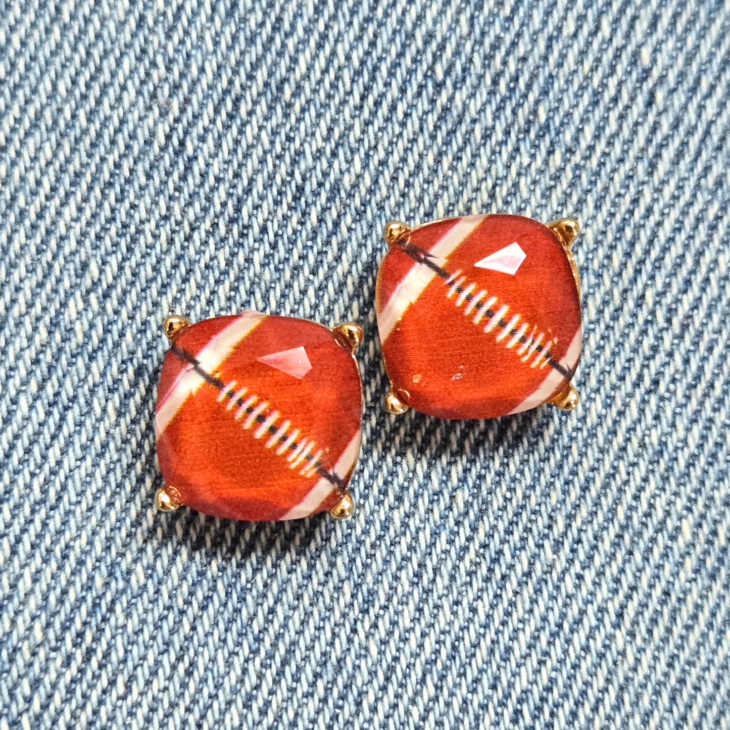 E1300 VER5423 Sports Ball Design Stud Earrings