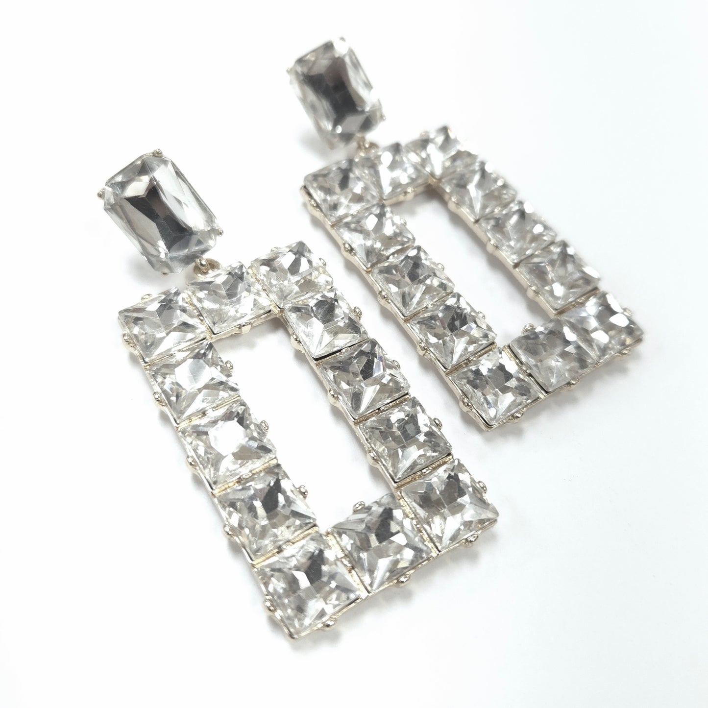 E1816 | Sparkle Drop Dangle Post Earrings | 25E2199
