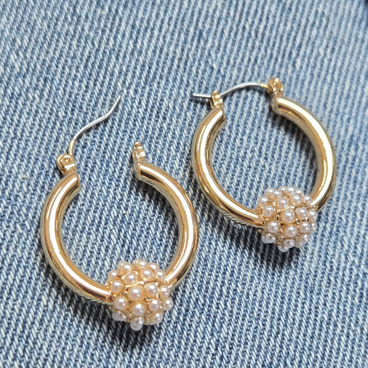 E1329 25E2365 Mini Hoop Earrings