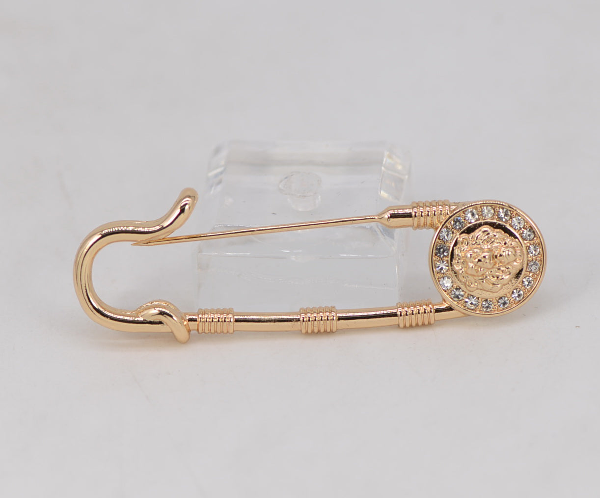 BR0460 | Vintage Inspired Lion Brooch | 25P1095