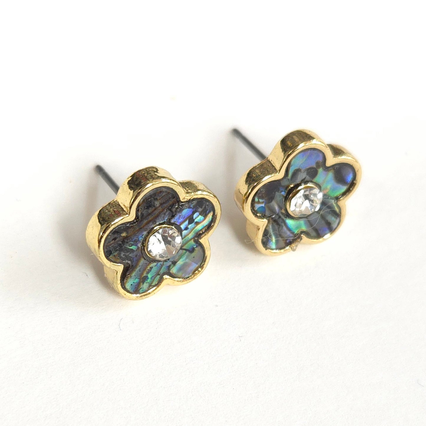 E1500 27569 FLOWER Stud Post Earrings