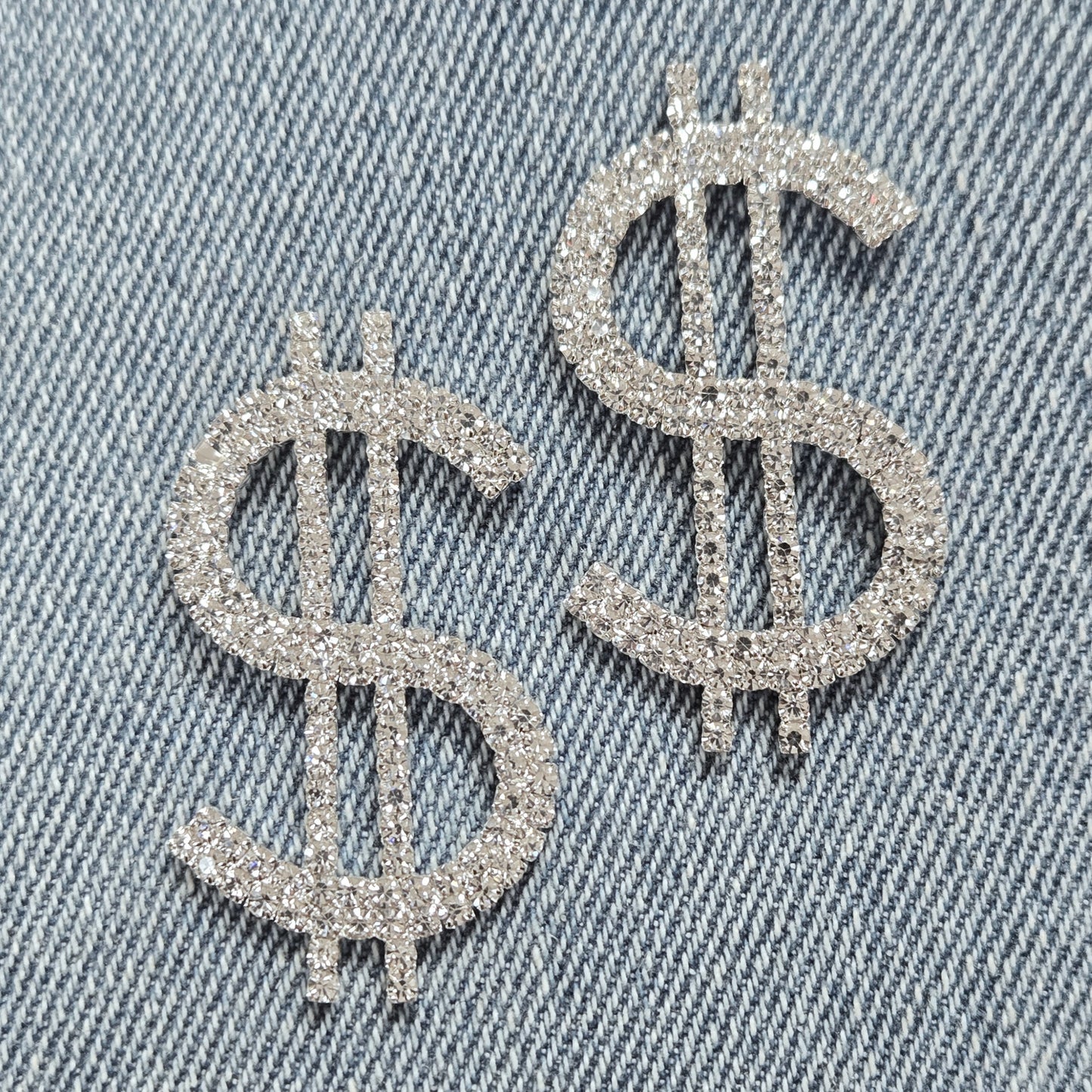 E1380 27610 Drop Post Earrings