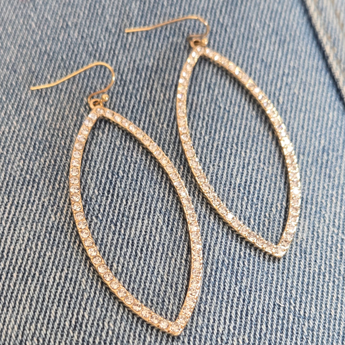 E1343 27736 Oval Drop Dangle Earrings