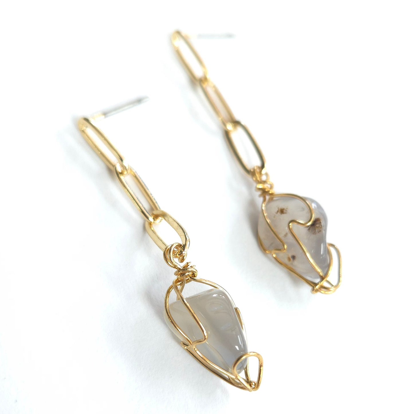 E1523 27909 Stone Dangle Earrings