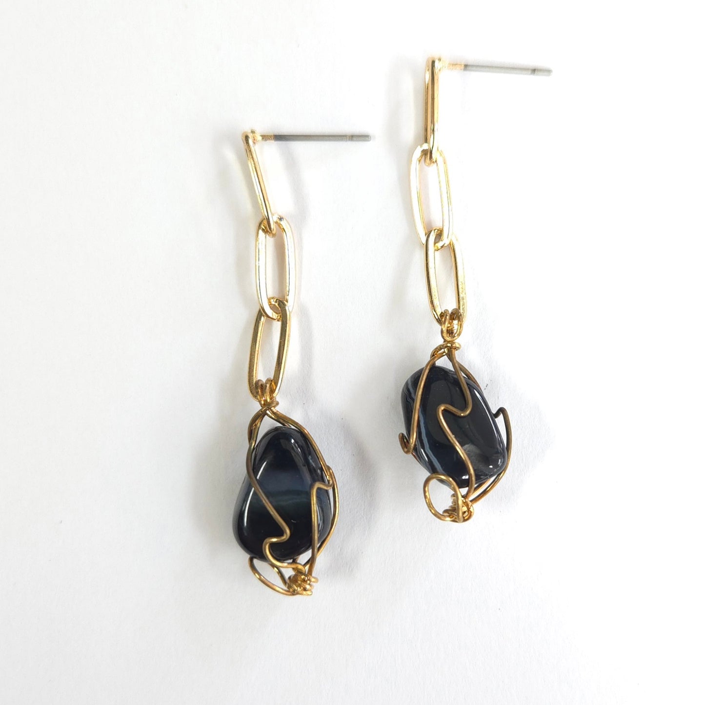 E1523 27909 Stone Dangle Earrings