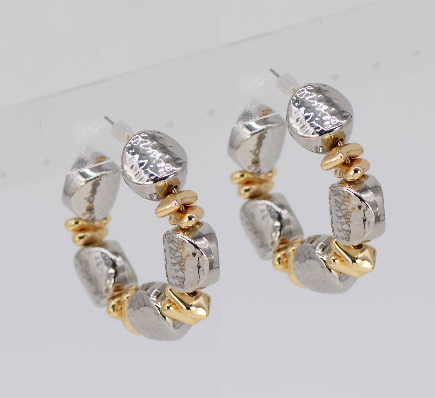 E0905 78E5015 Open Circle Hoop Post Earrings