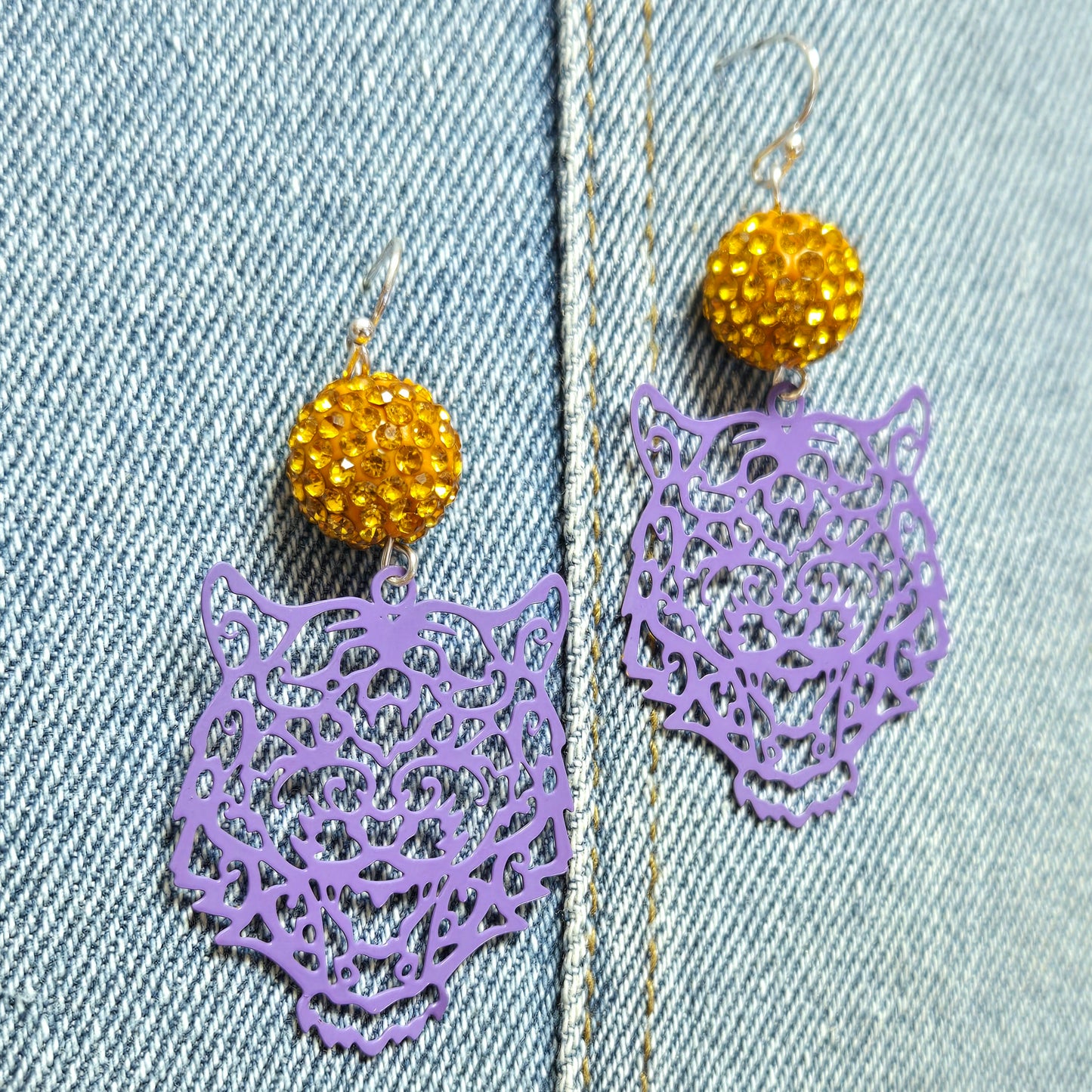 E1077 AE4016 Thin Metal Animal Design Drop Dangle Earrings