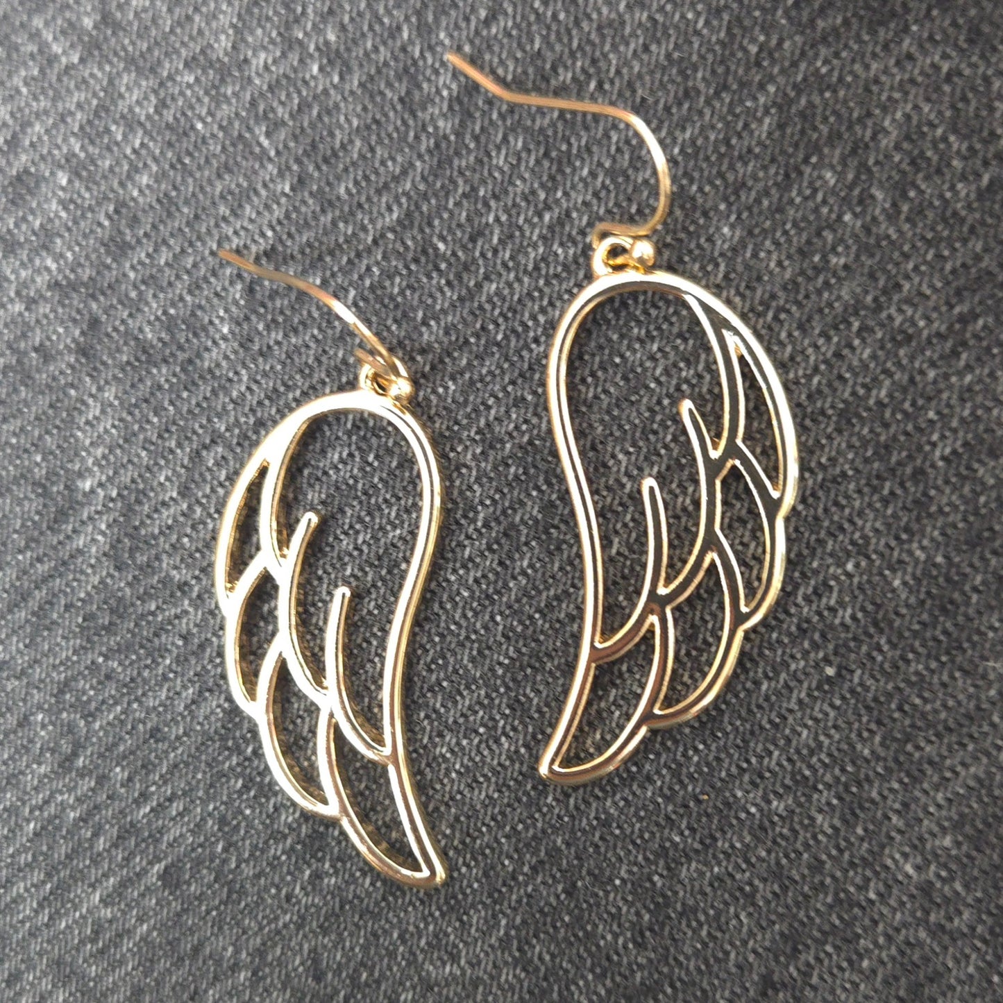 E0988 AE5026 Metal Outlined Angel Wing Shape Drop Dangle Hook earrings