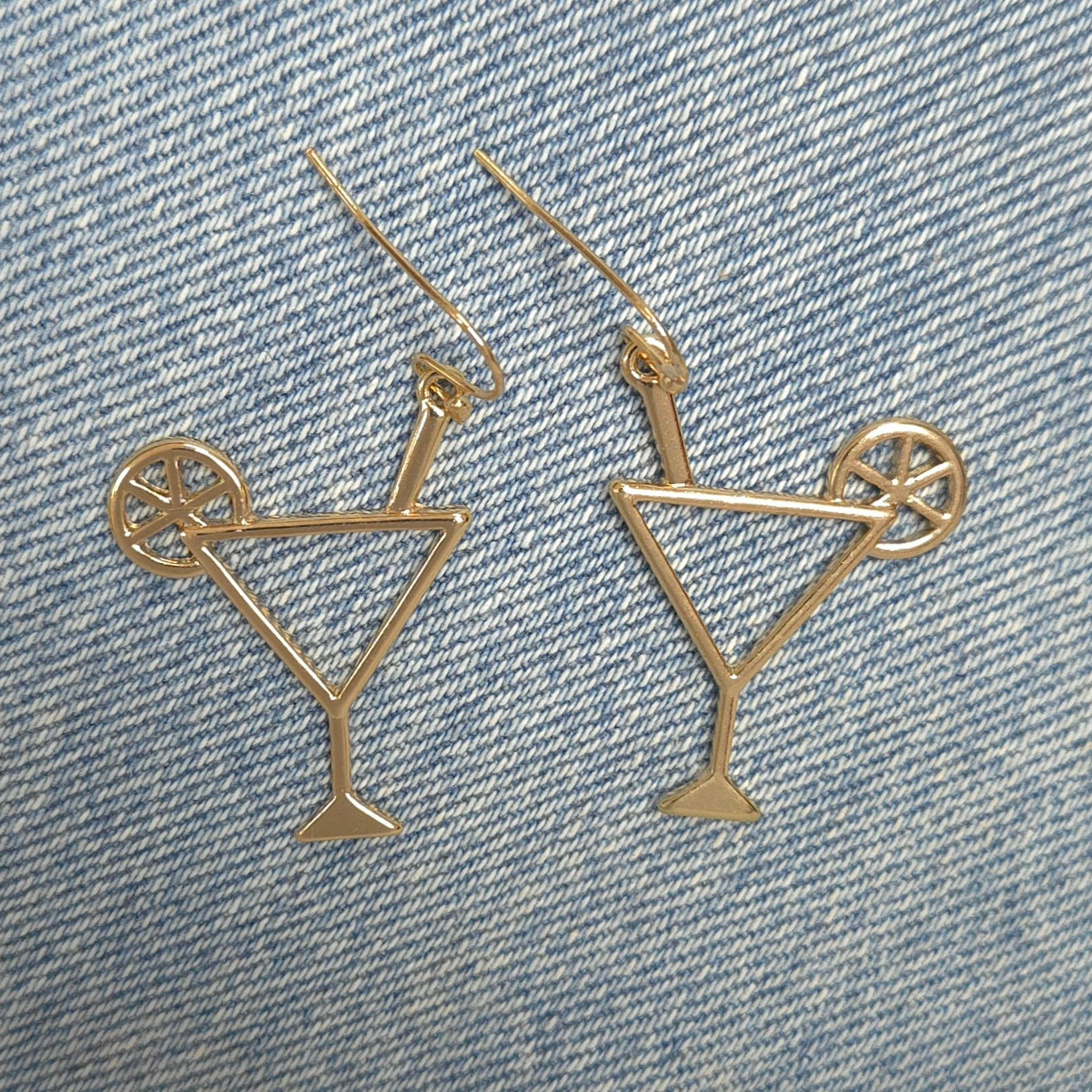 E0992 AE5040 Metal Outlined Cocktail Glass Design Drop Dangle Hook Earrings