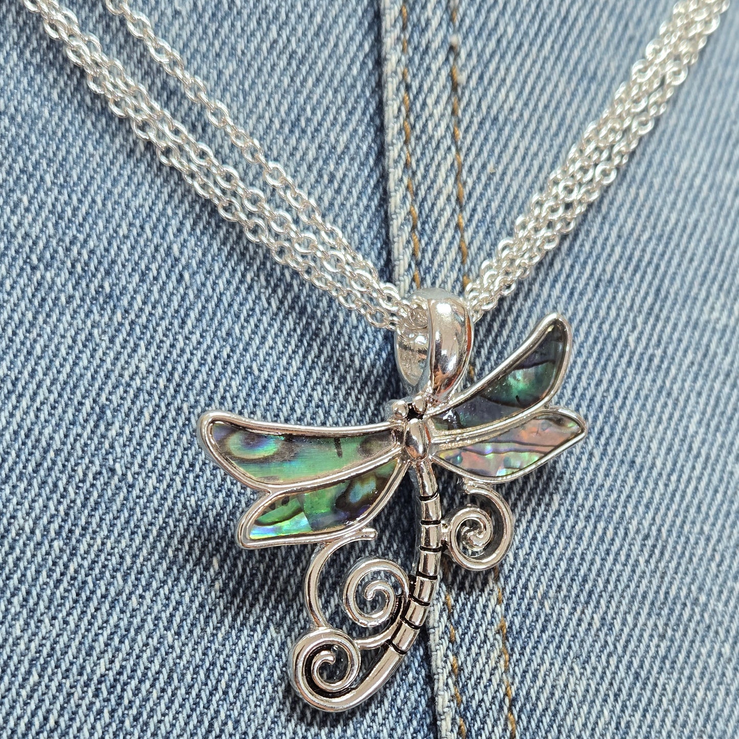 N0379 AN2589 Dragonfly Shape Pendant Necklace