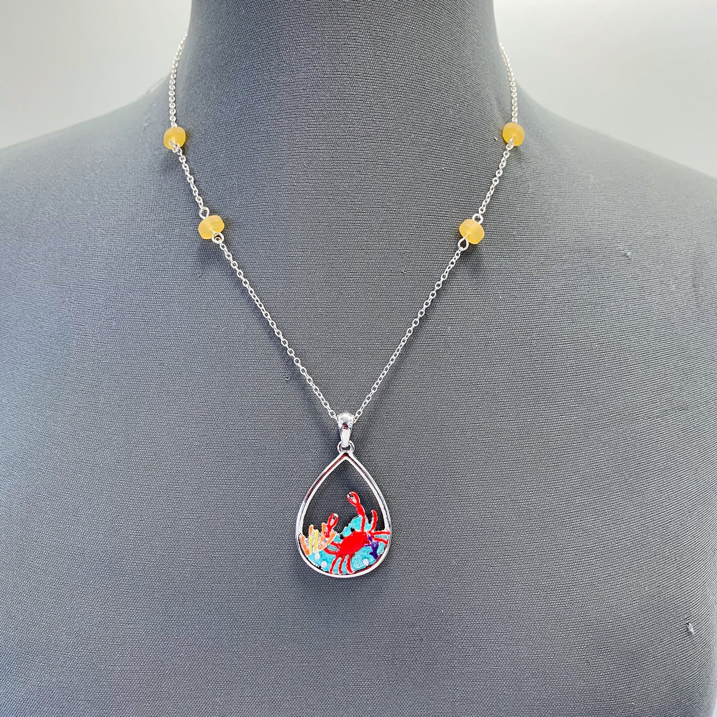 Crab Teardrop Pendant Necklace | N0415