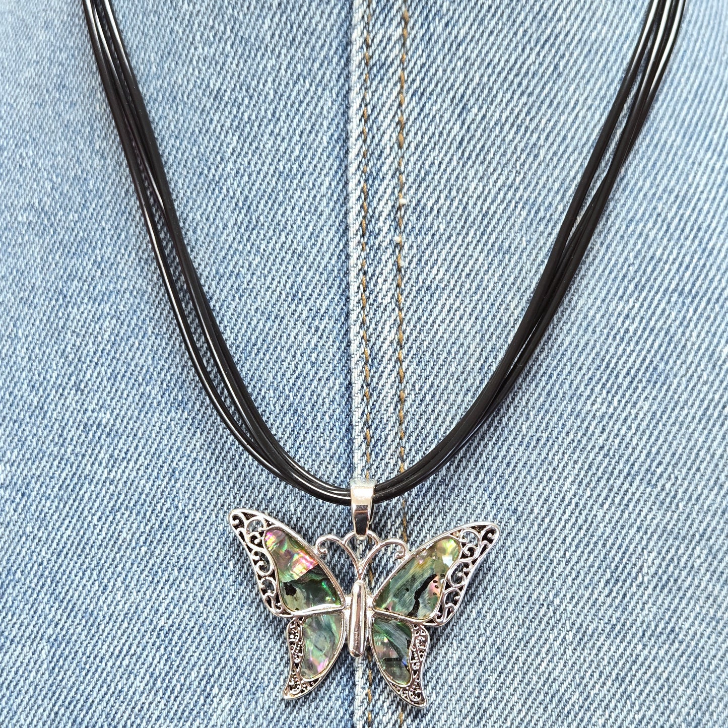 N0442 AS6710 Mother of Pearl Deco Butterfly Shape Pendant Necklace
