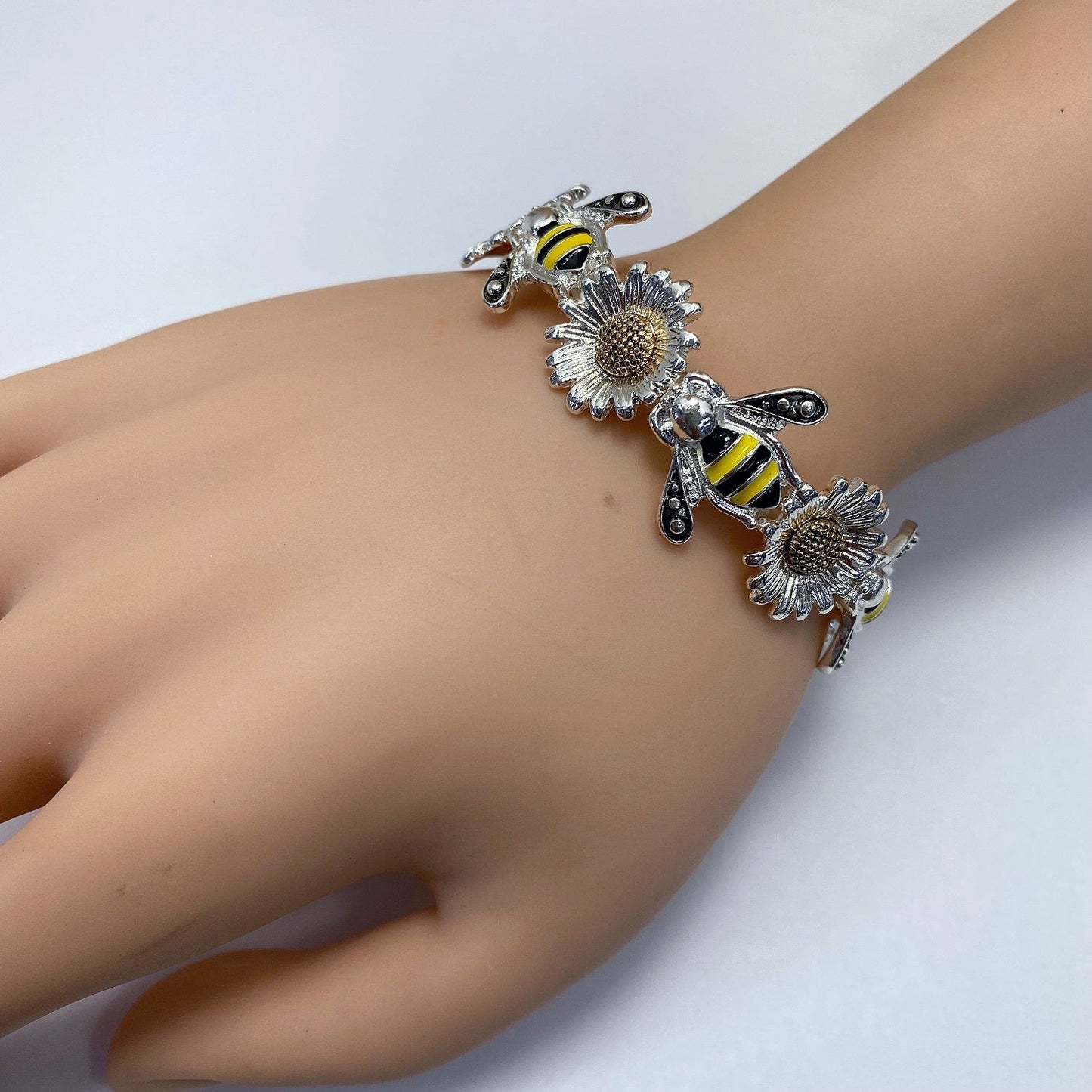 B0344 | Sunflower Bee Bracelet | QB8334