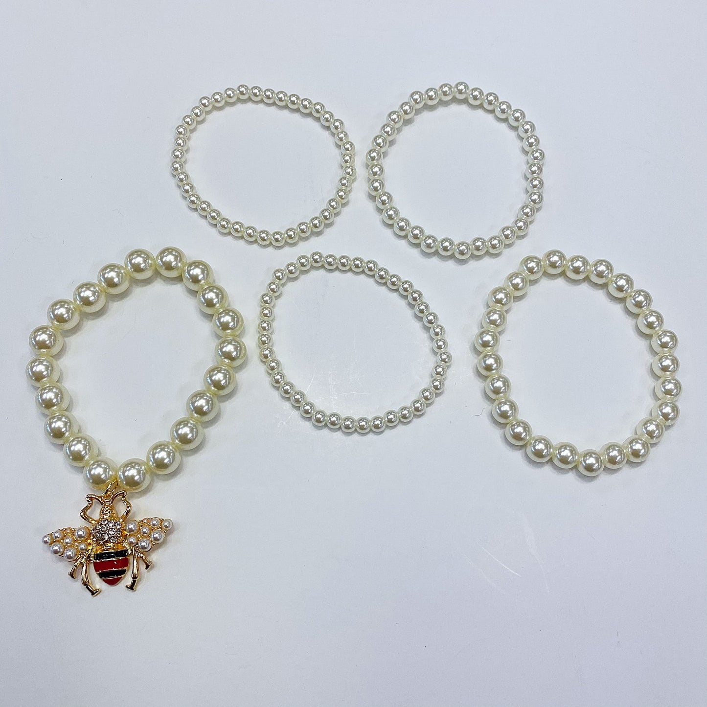 B0147 JCB2039 Rhinestones Faux Pearl Animal Bee Design Stretchable Bracelets