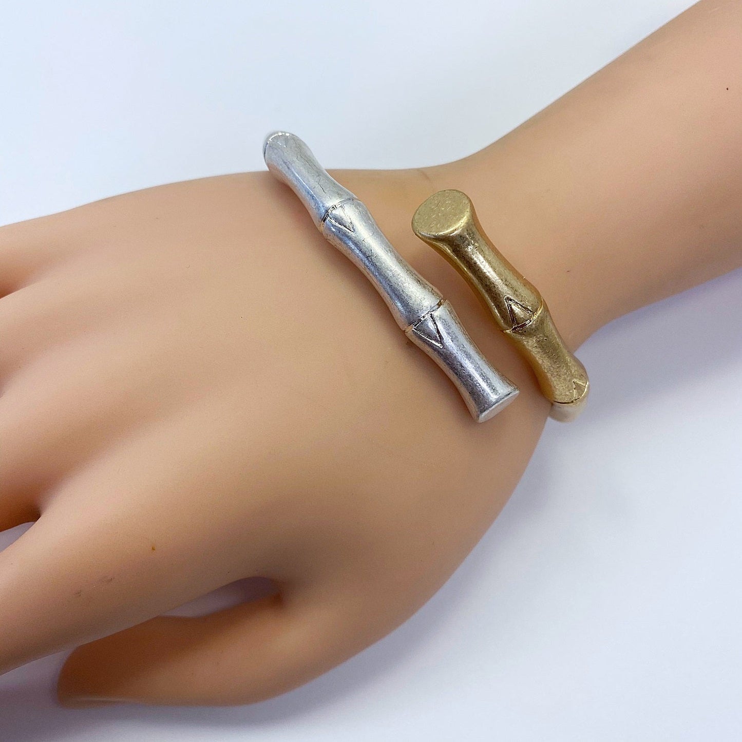 B0149 HB1785 Matte Colored Bamboo Designed Metal Bracelet