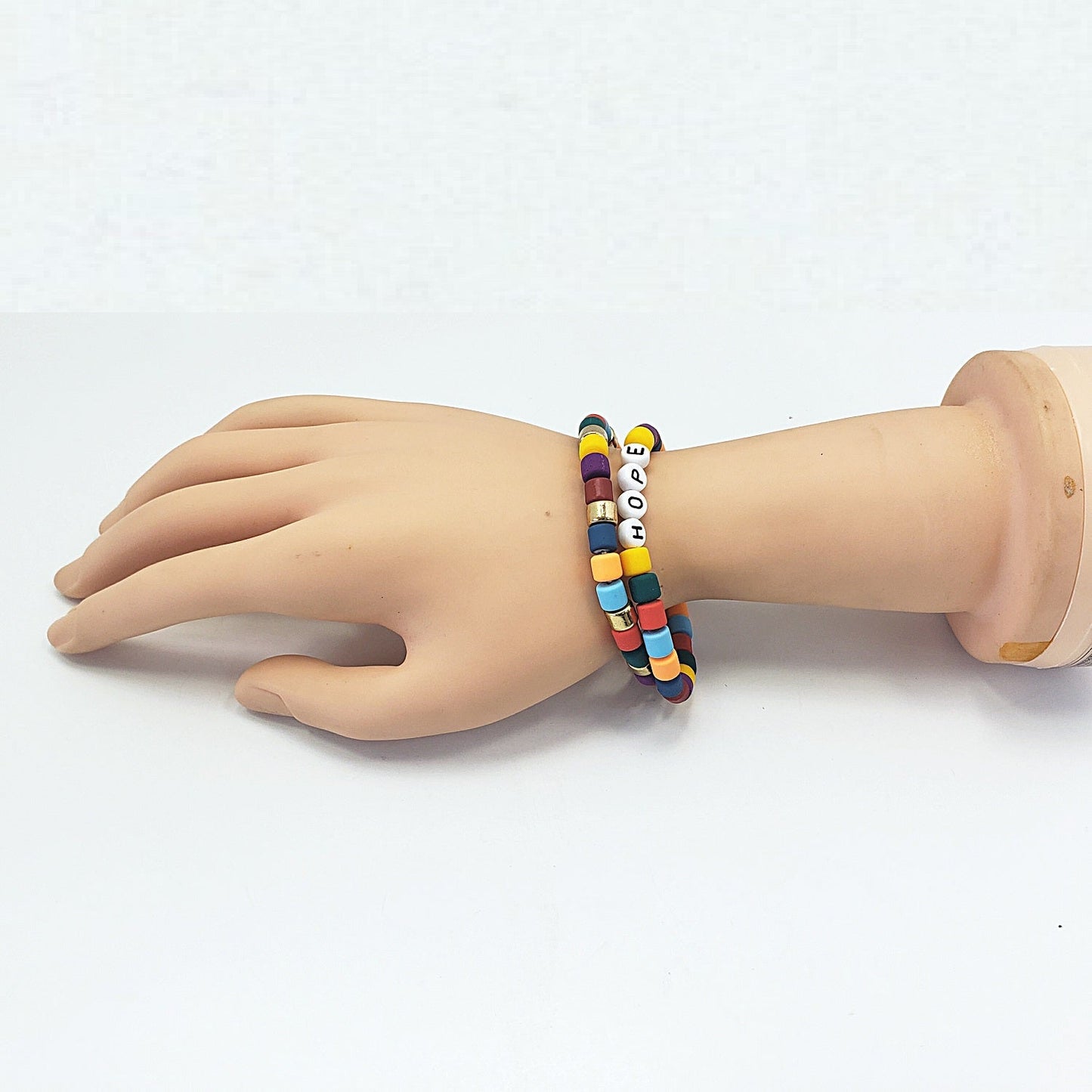 B0178 FB2699 Beaded String with HOPE or LOVE word Accented Stretchable Bangle Bracelet
