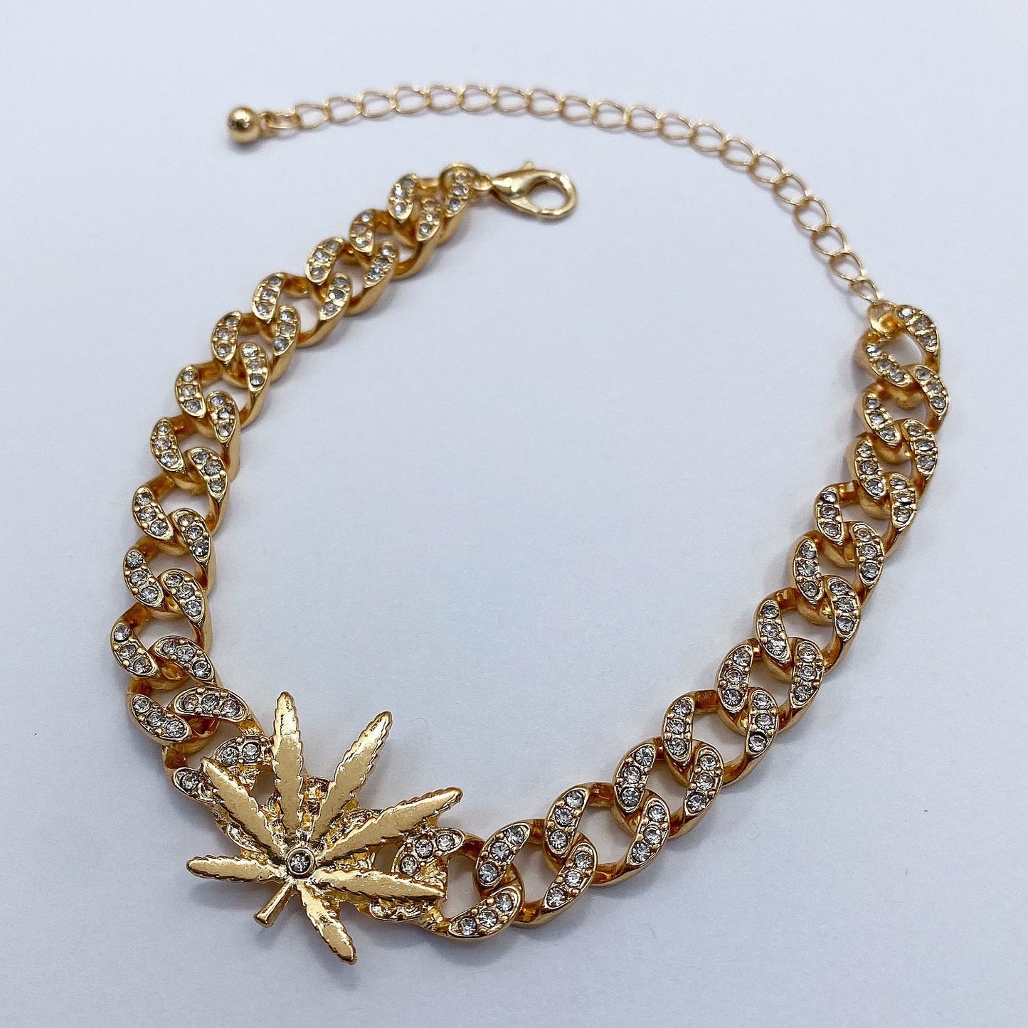 B0246 KB5012 Rhinestones Deco Cuban Link Chain with Leaf Design Accented Bracelet