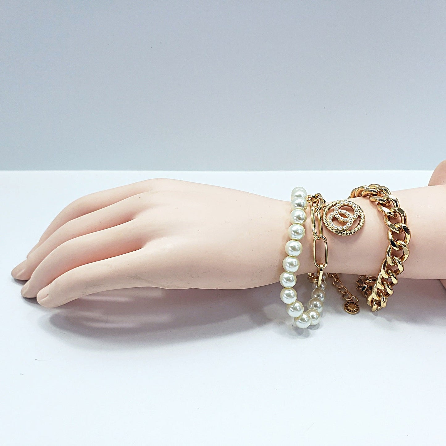 B0180 83B1384 Pearl Deco Double O Design Charm Chain Bracelets