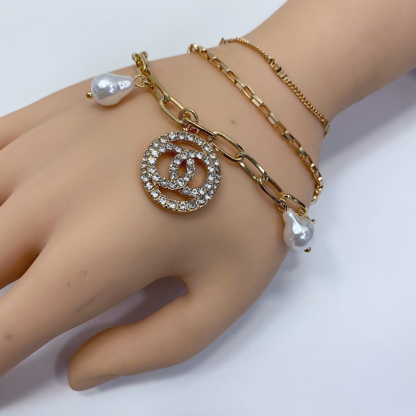 B0168 83B1388 Rhinestones Decorated Double O Design Chain Bracelet