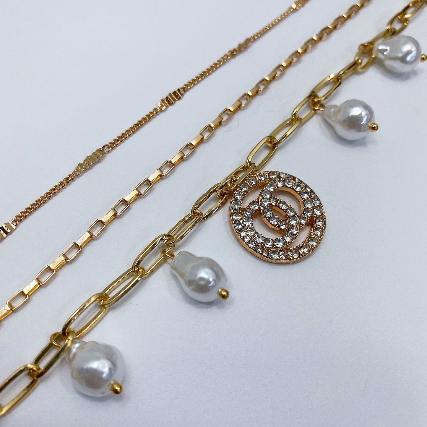 B0168 83B1388 Rhinestones Decorated Double O Design Chain Bracelet