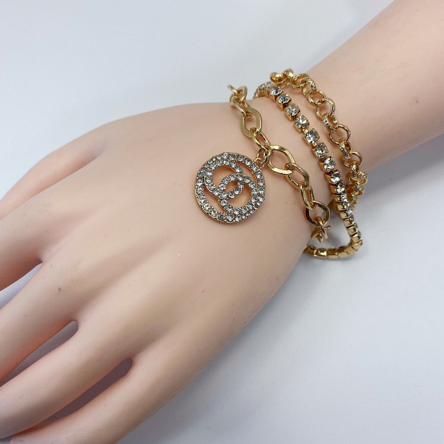 B0175 83B1391 Multi Chain Rhinestones Deco Double O Link Designed Charm Dangle Bracelet