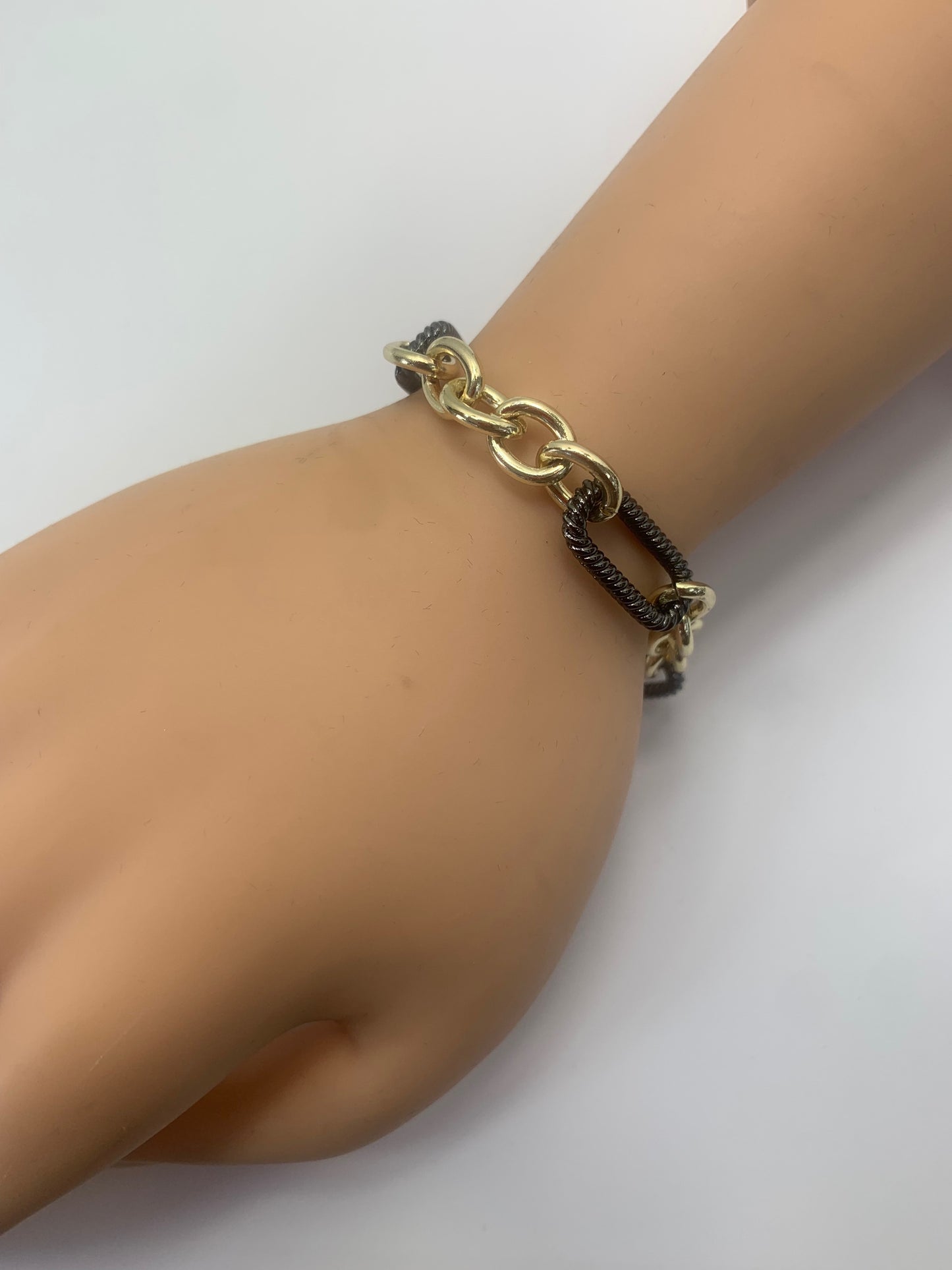 B3033 | Two-Tone Link Bracelet | BR9058