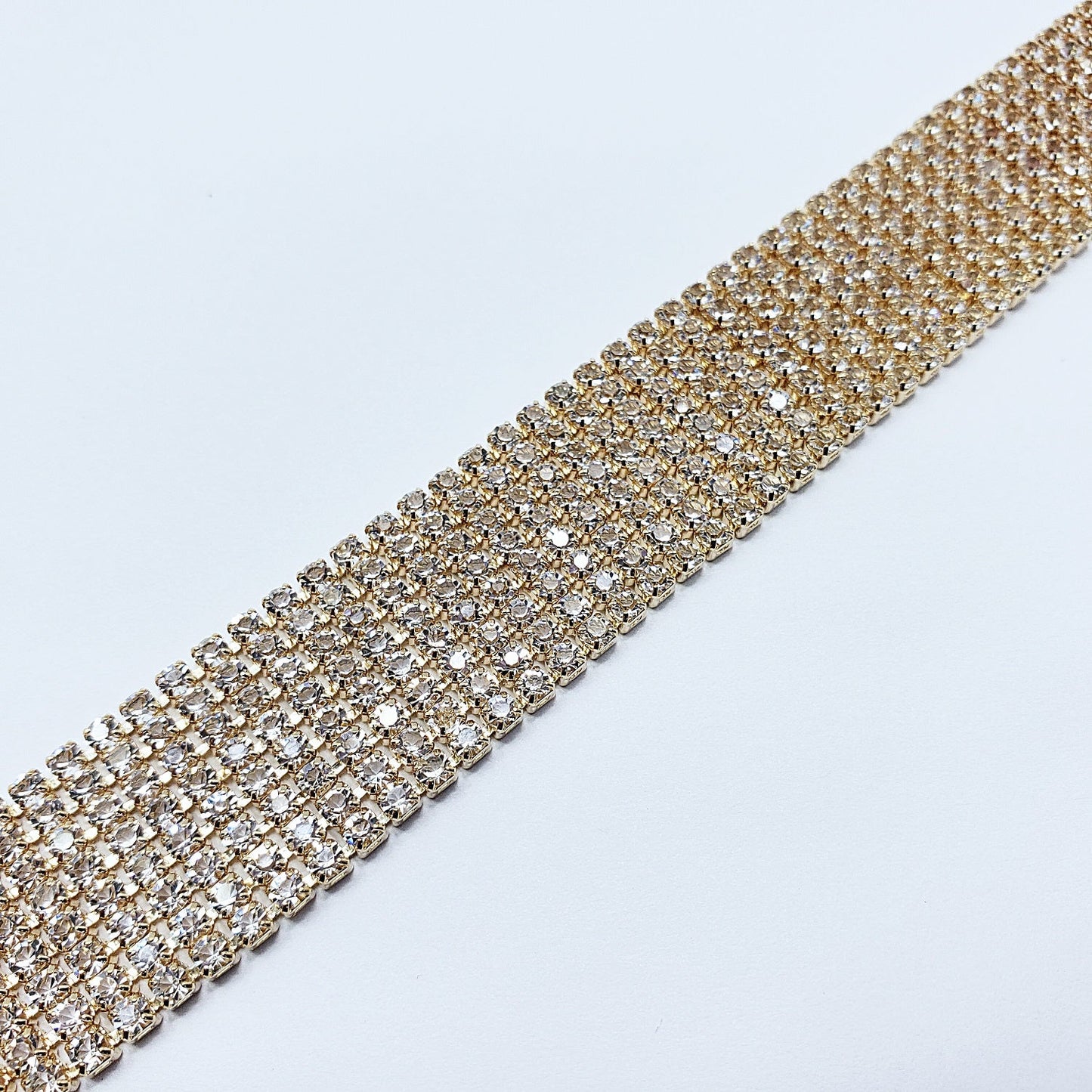 B3021 BC72300768 Rhinestones Deco Bracelet