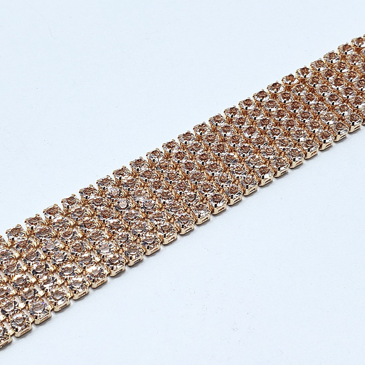 B3025 BC72300766 Rhinestones Deco Bracelet