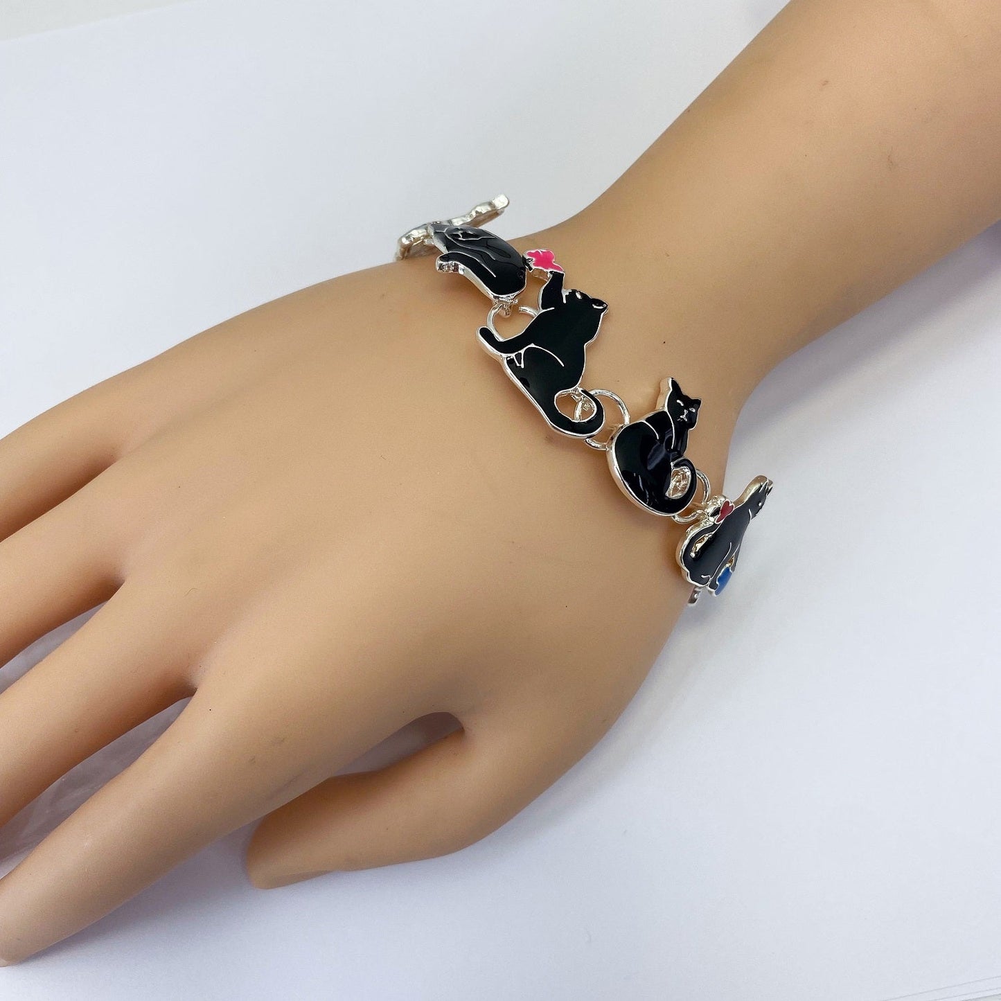 B3020 BB01282 Multi Shape Cat Design Linked Bracelet