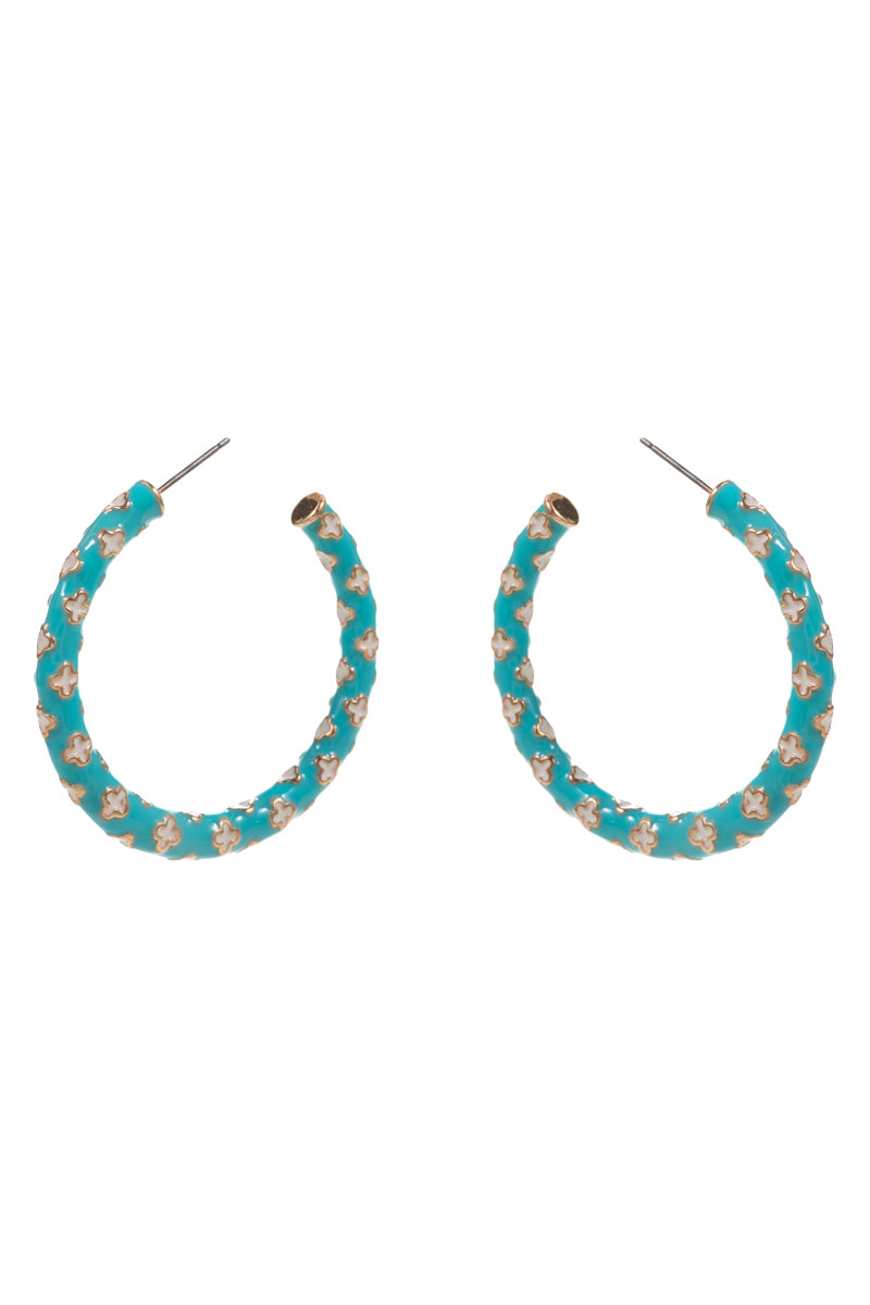 E0866 C4E2334-2 CLOVER PATERN COLOR-ENAME HYPOALLERGENIC HOOP EARRINGS