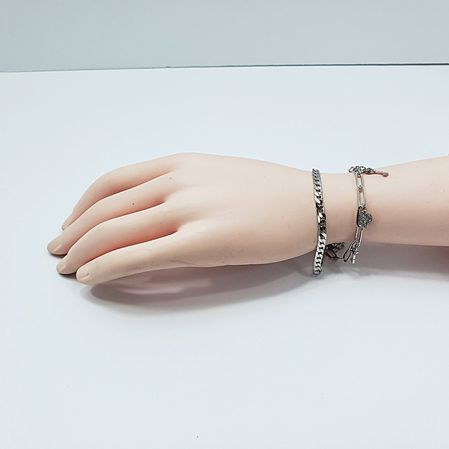 B0233 CB1019 Charms Bracelet