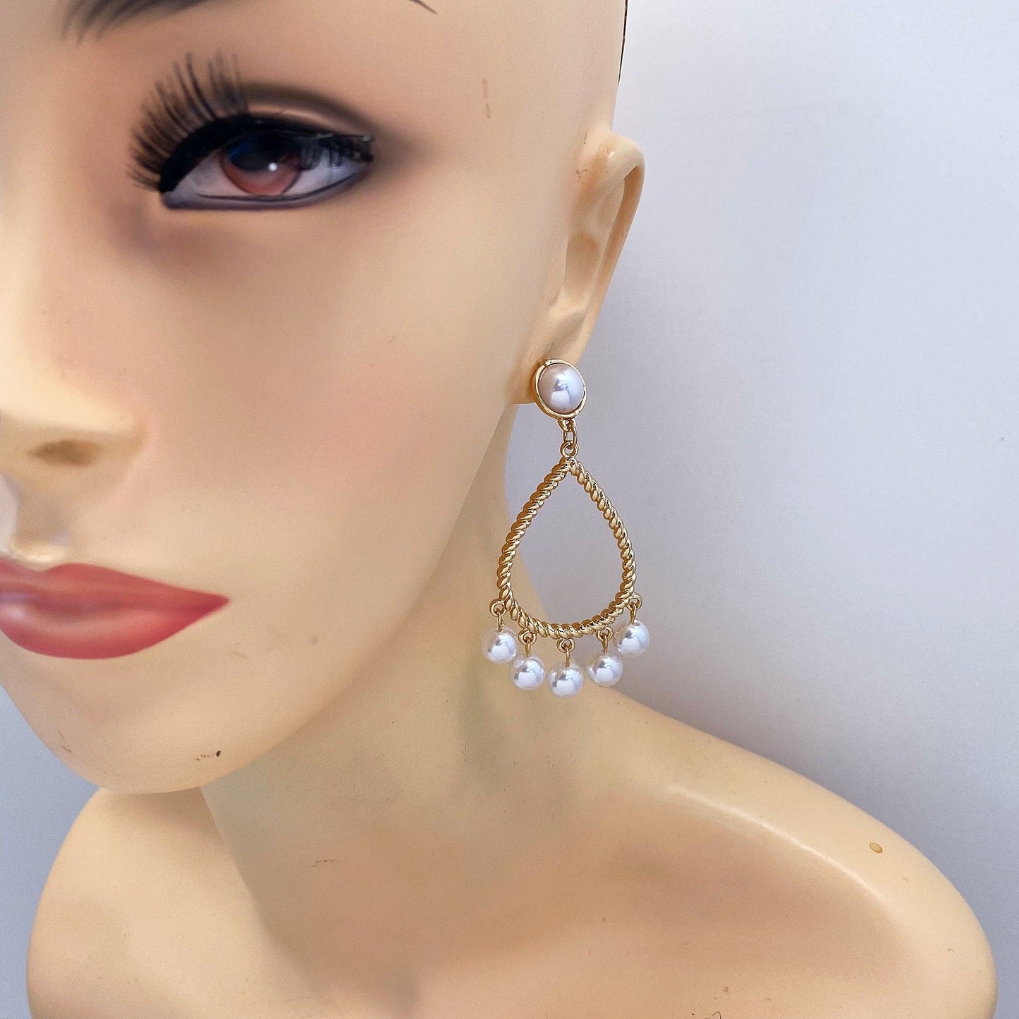 E1671 25E2144 Teardrop Post Earrings