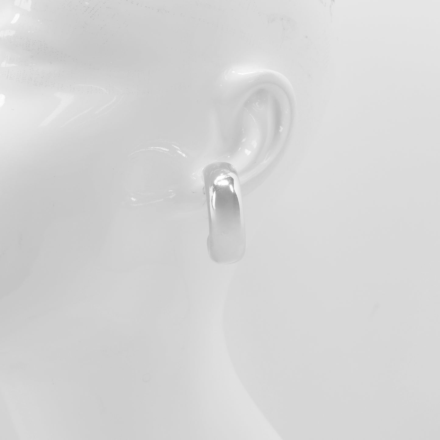 Curved Hoop Earrings | E0011