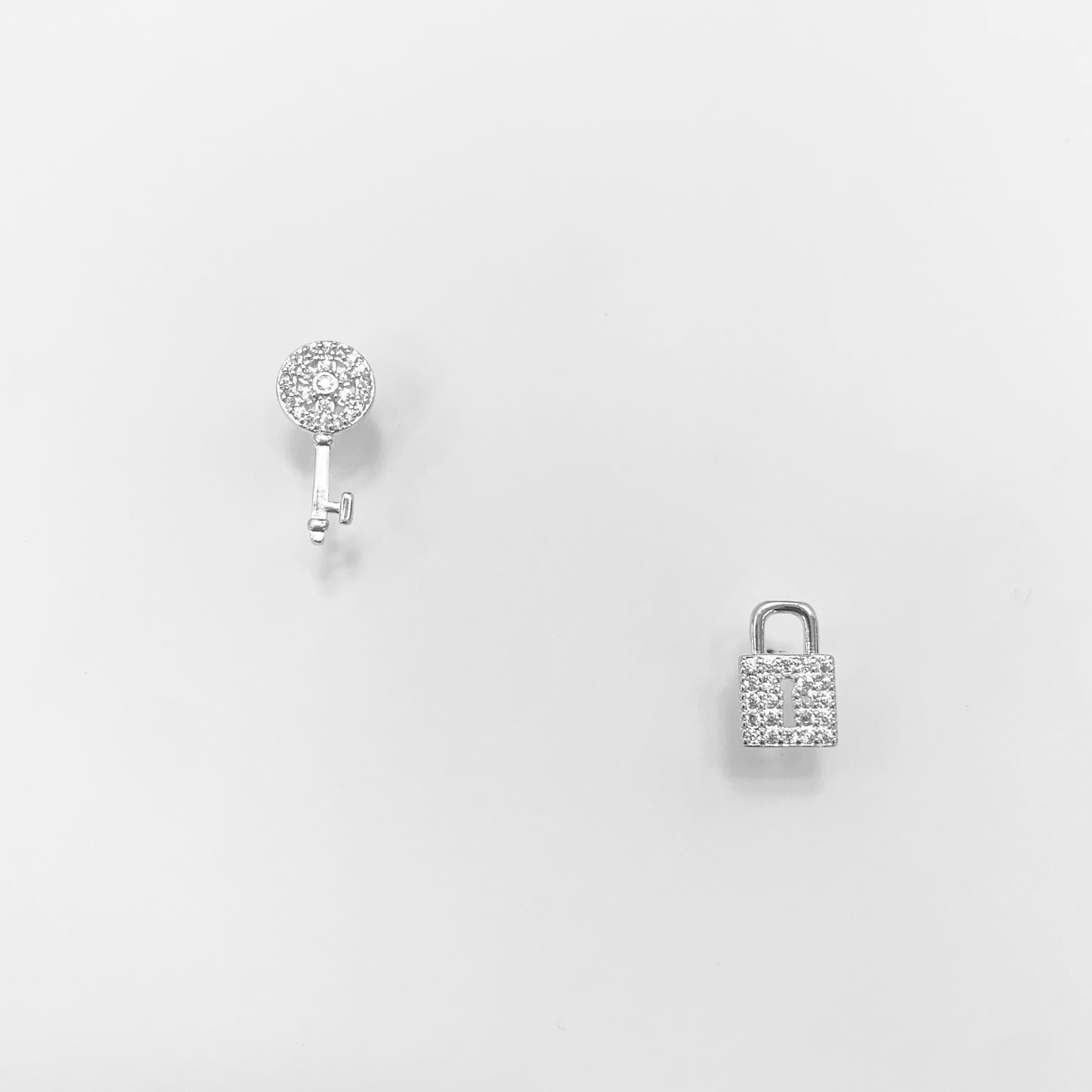 Lock and Key Stud Earrings | E0047
