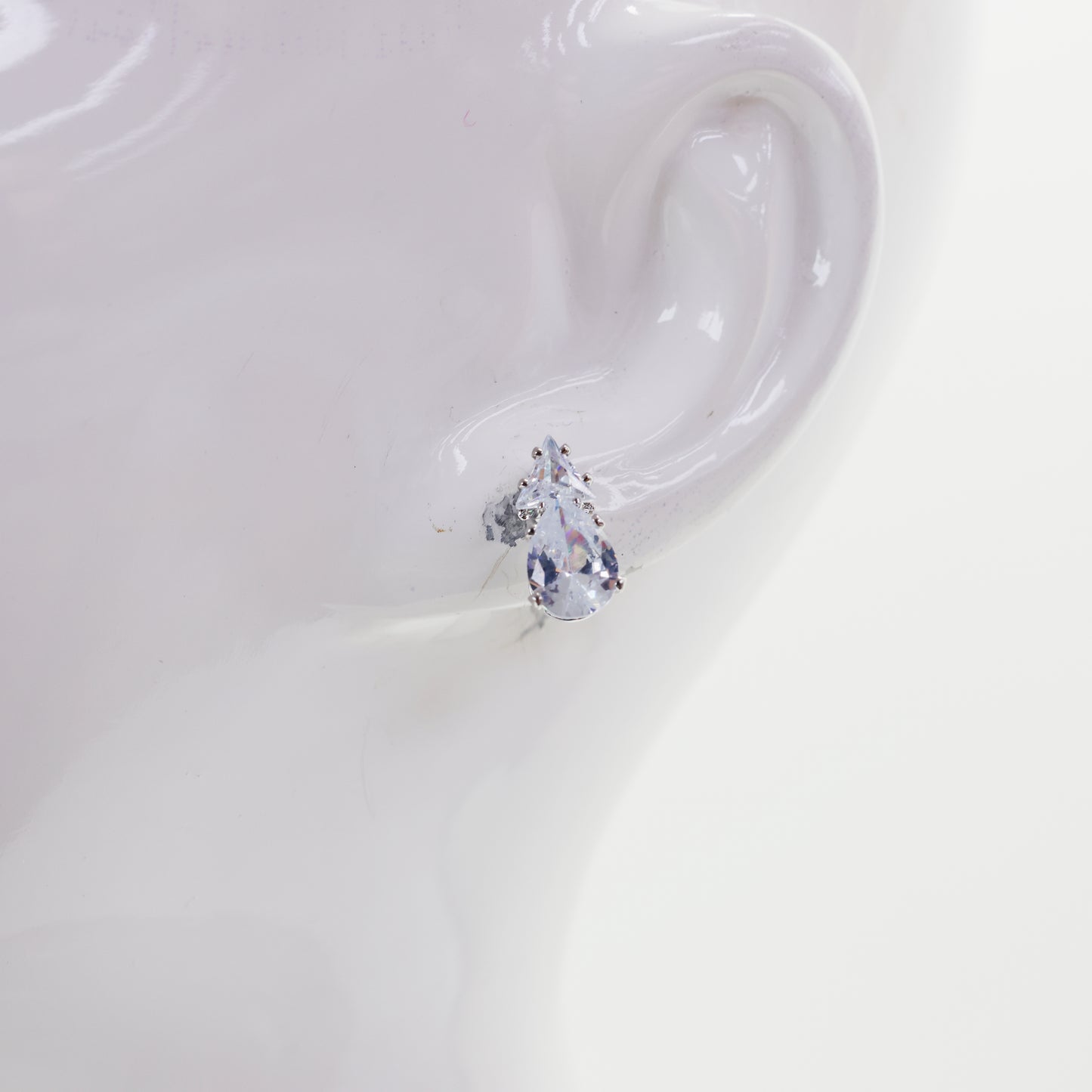 Faceted Crystal Heart Earrings | E0059
