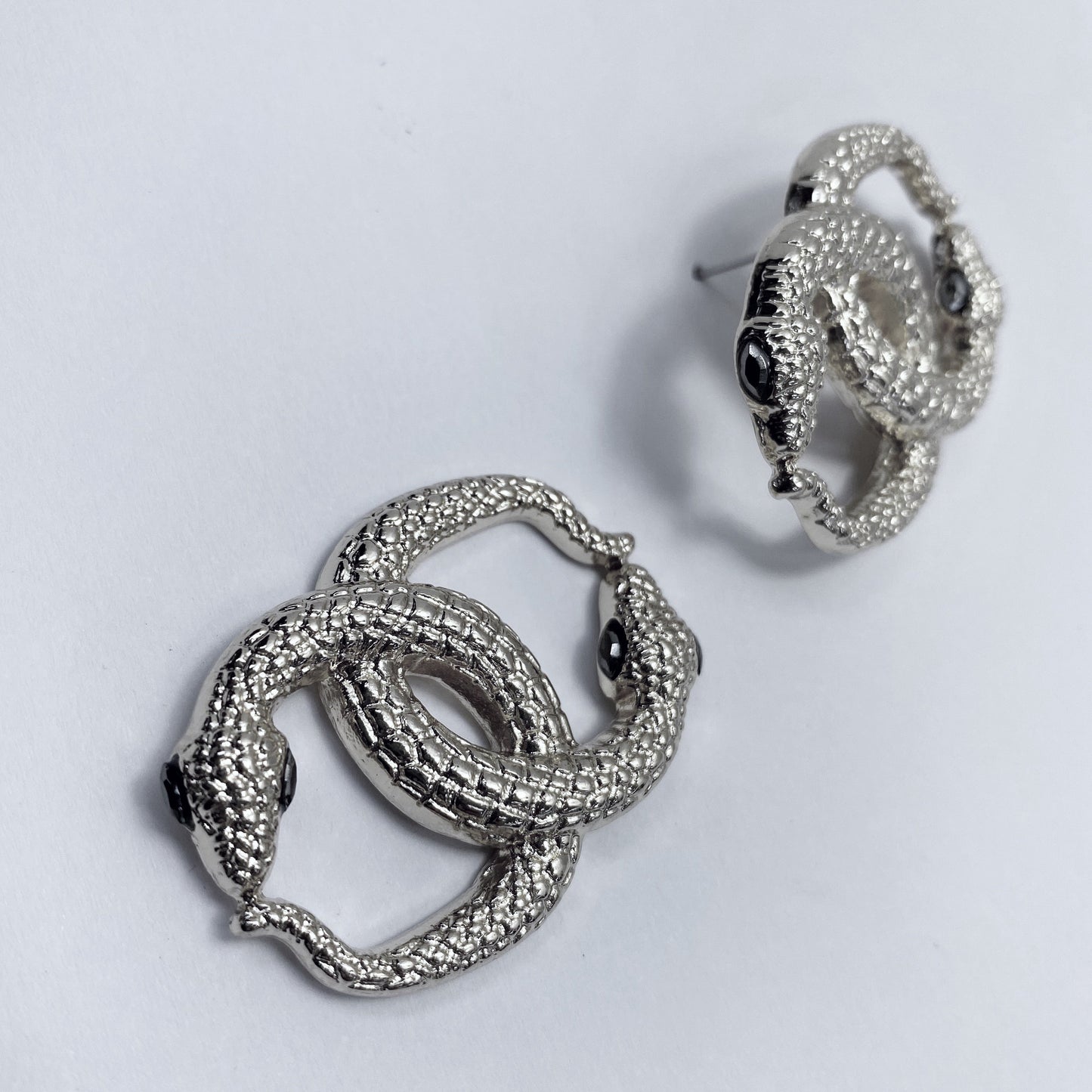 E1757 YE3346 Drop Post Earrings