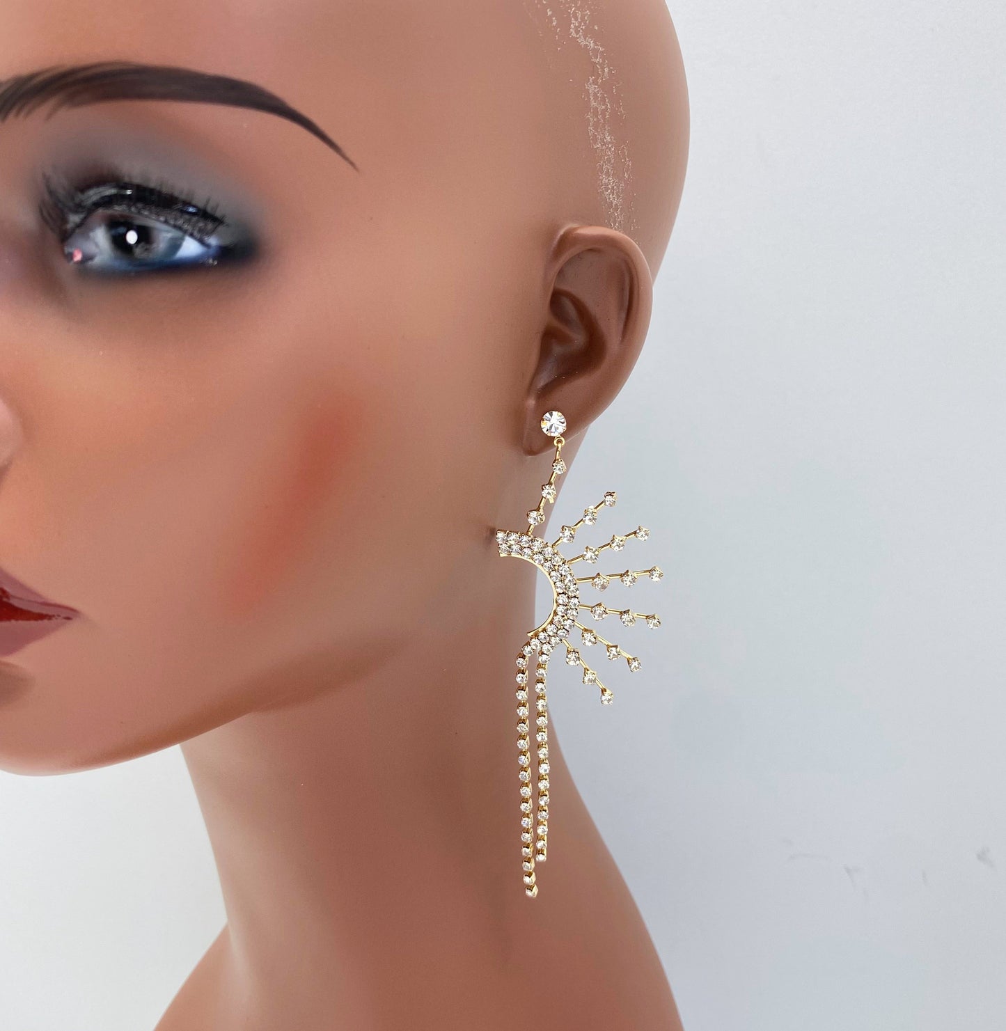 E1398 26650 Drop Dangle Post Earrings