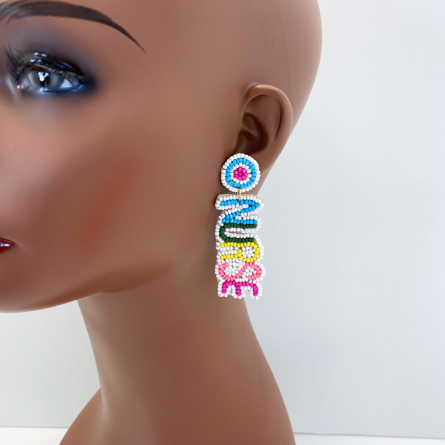 E0709 AE5598 Bead Word NURSE Drop Dangle Post Earrings