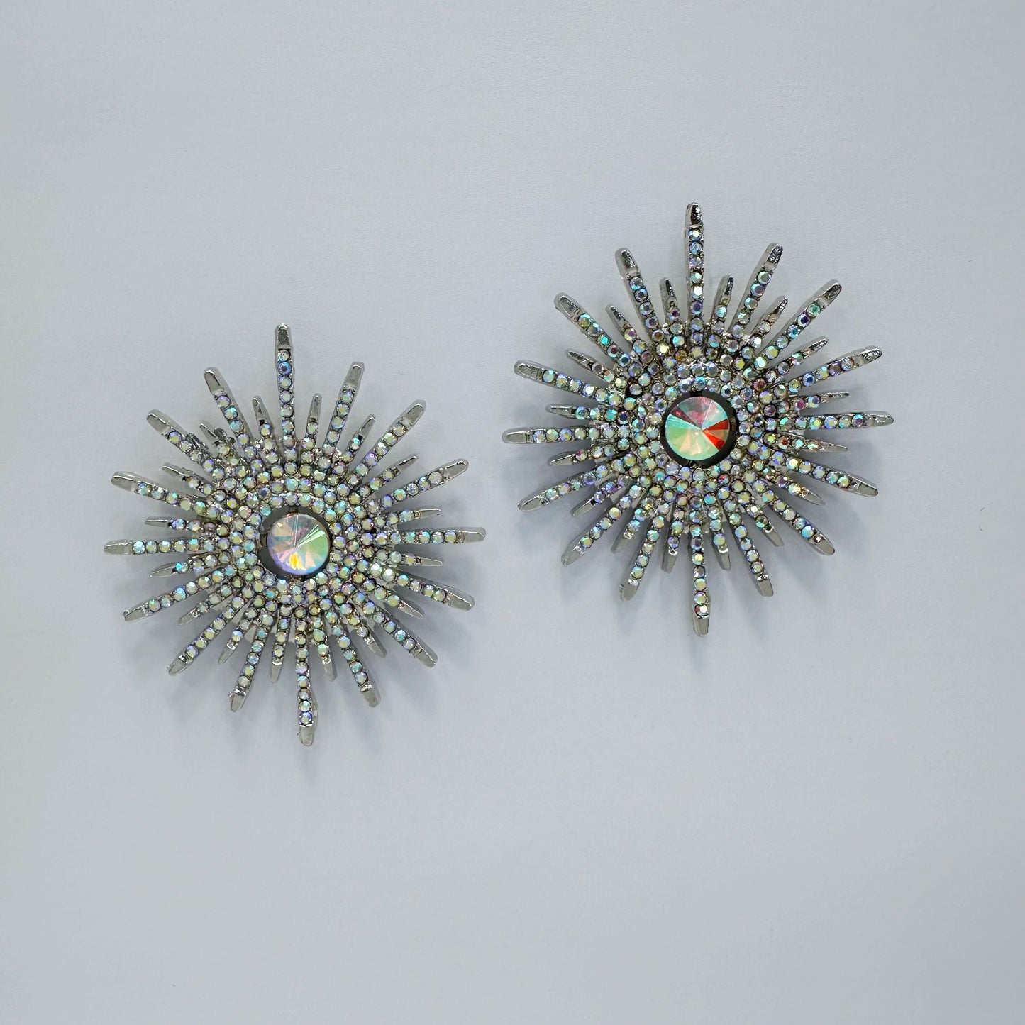 E1673 KE2501 Drop Post Earrings