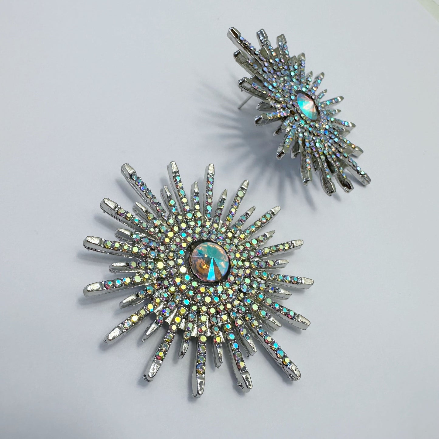 E1673 KE2501 Drop Post Earrings