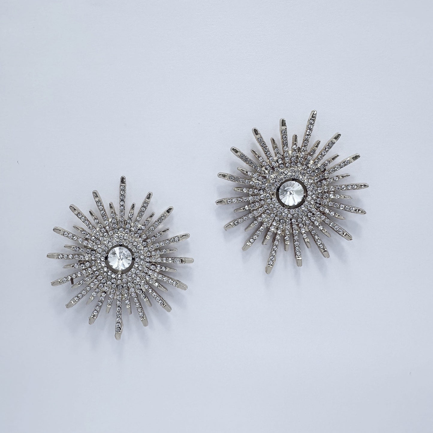E1673 KE2501 Drop Post Earrings