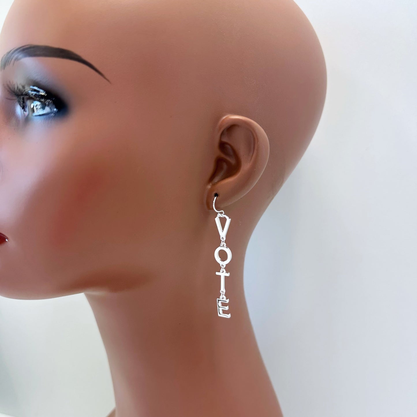 E0958 AE3820 Word Letter VOTE Design Drop Dangle Hook Earrings
