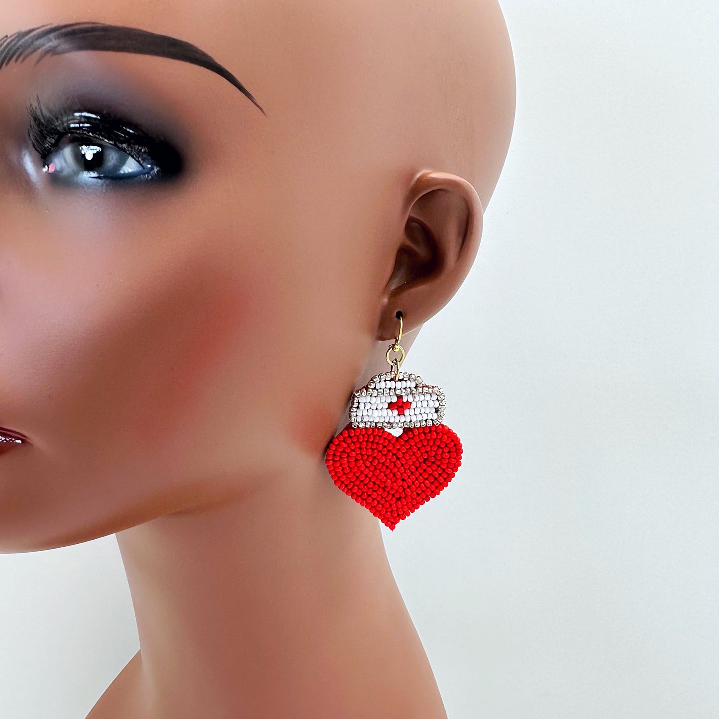 E0726 AE5500 Bead Heart Design Drop Dangle Earrings