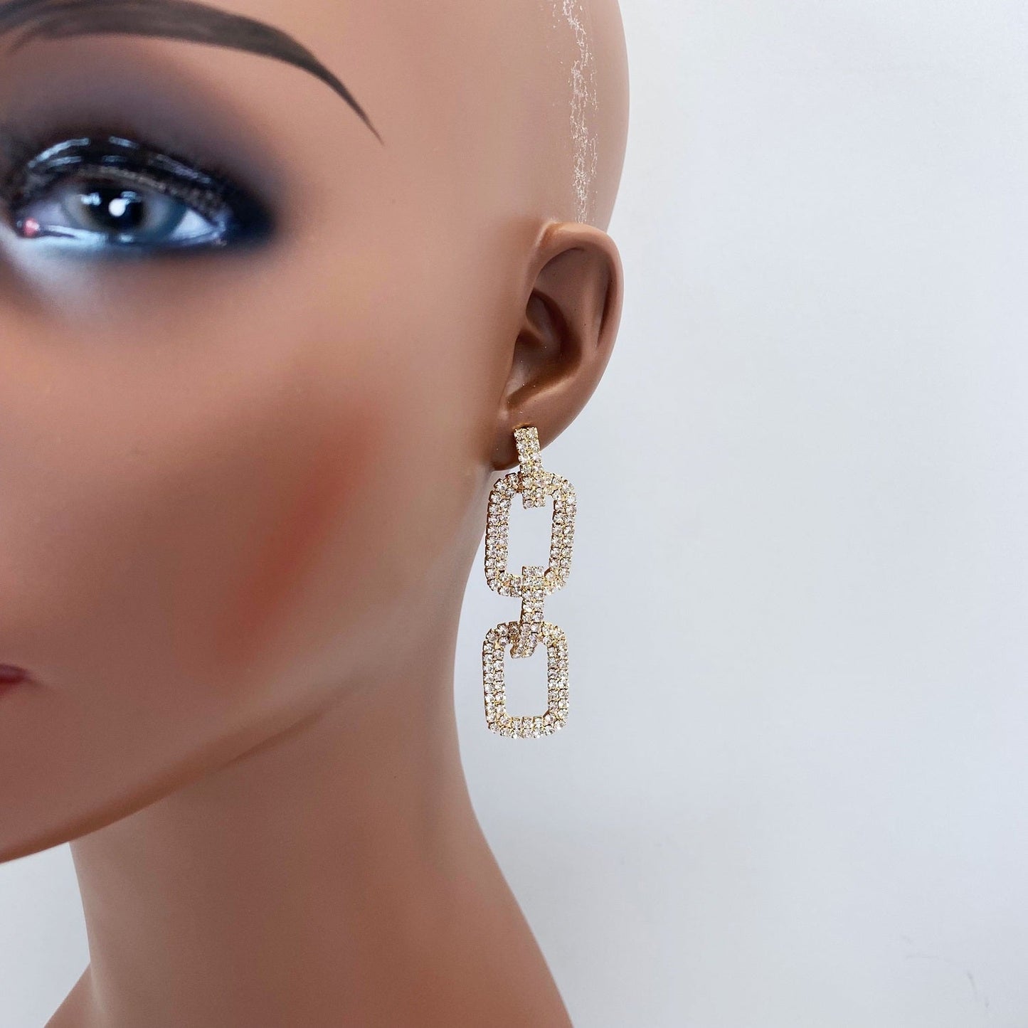 E1418 27758 Drop Dangle Earrings